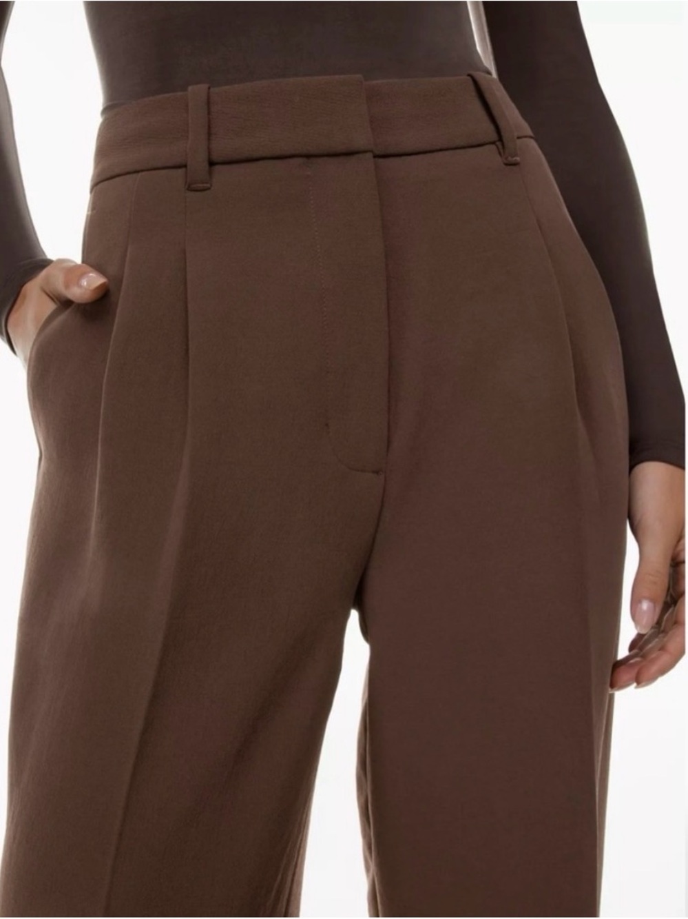 Aritzia Wilfred Chocolate Brown Effortless Wide Leg Pleated Trousers Size 0